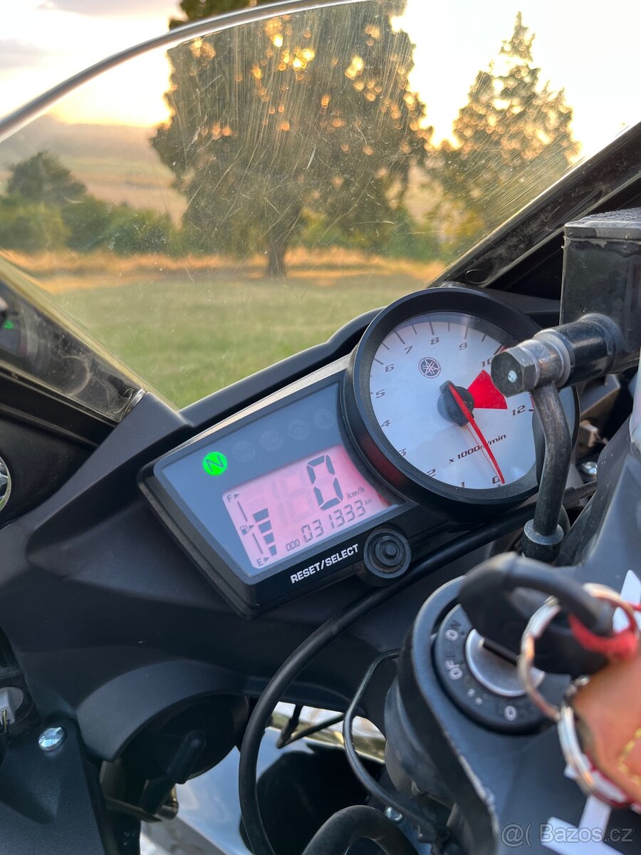Yamaha YZF-R125, A1, 2011 - 7