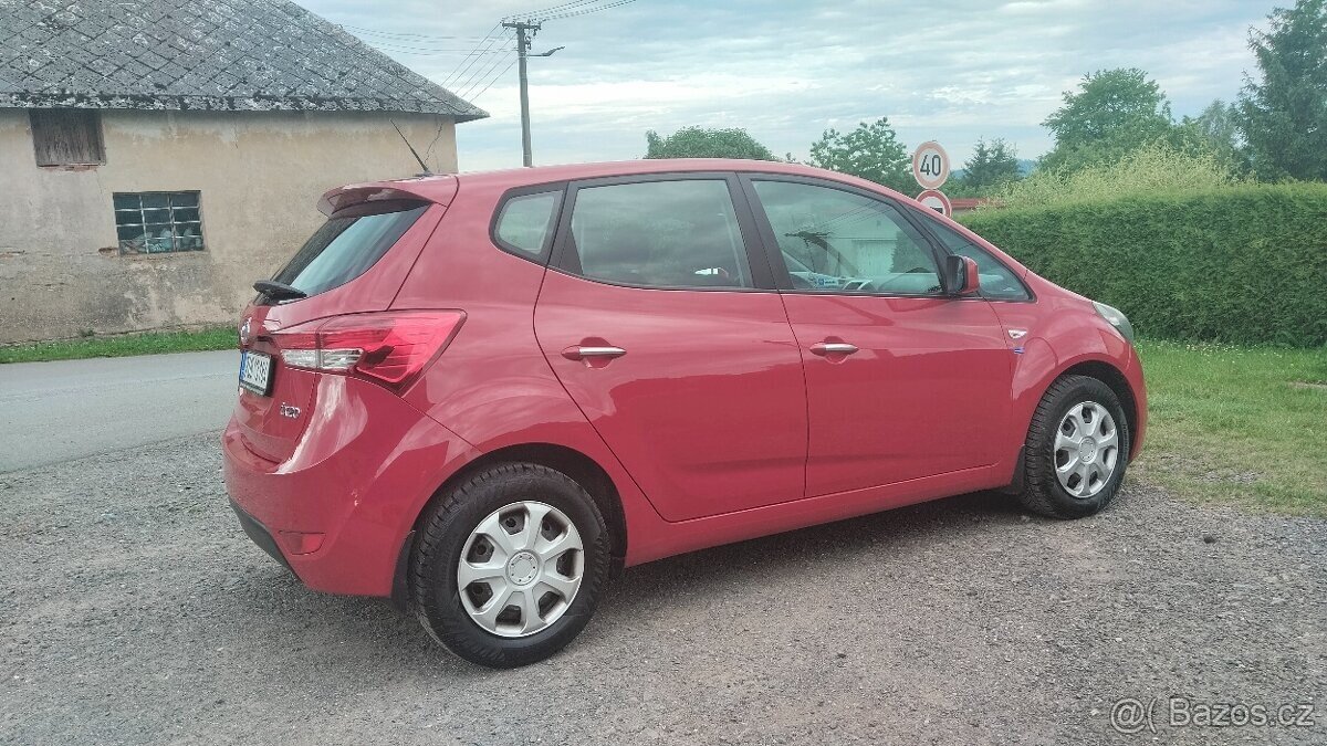 hyundai ix20 1,4 16V - 7