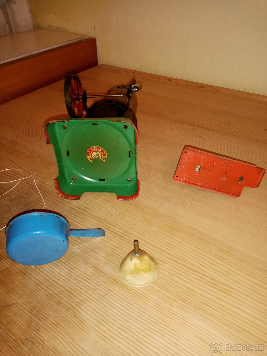 Model parního stroje ITES s příslušenstvím - 7