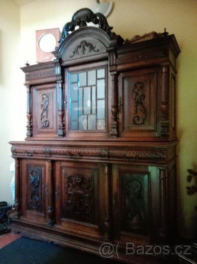 Starožitný příborník. - 7