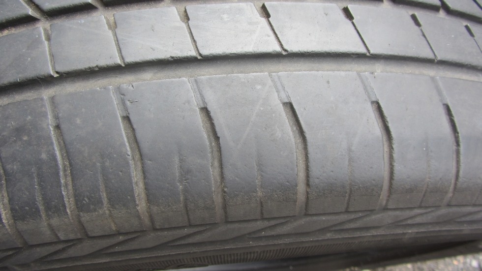 Letní pneu 255/45/20 Good Year - 7