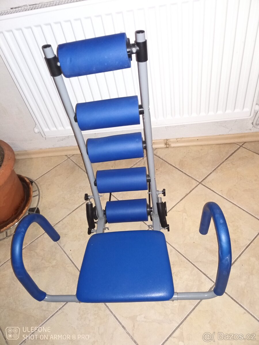 Posilovací stroj na břicho - 2 VARIANTY - 7