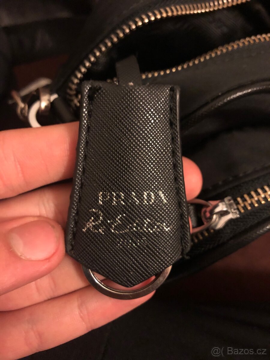 Prada taska pres rameno - 7