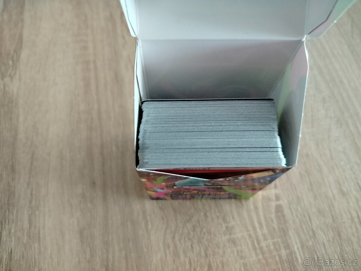 Pokémon karty originál, 100ks + krabička Charizard - 7