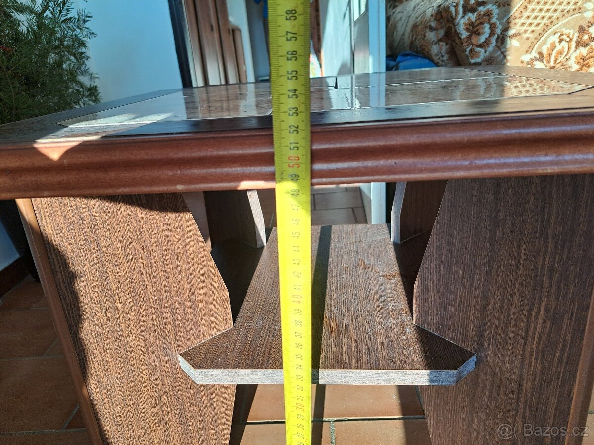 Konferenční stolek - 7