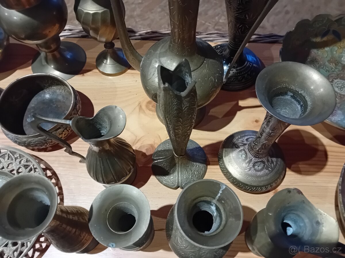 Mosazné vázy, misky atd - 7