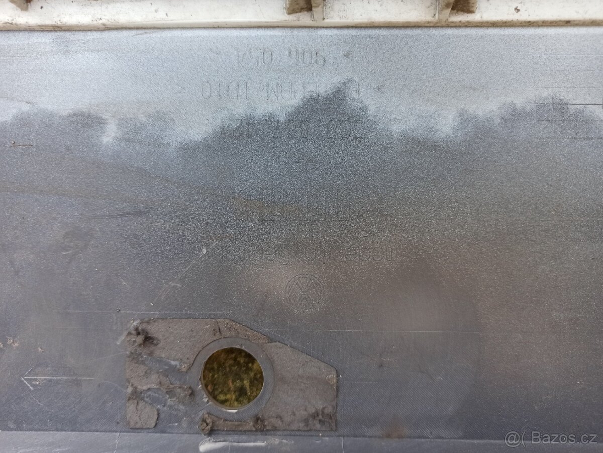 Prodám Zadní Nárazník passat B8 - 7