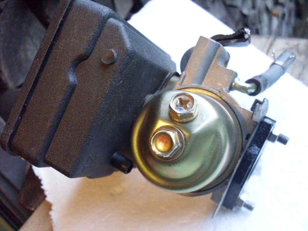 Prodám japonský karburátor HUAYI - 7