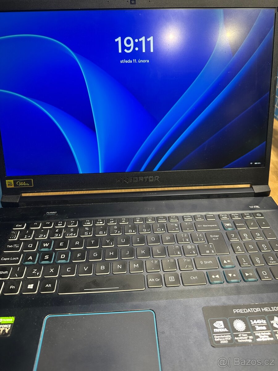 Acer Predator Helios 300 – i7 – NA OPRAVU / NA DÍLY - 7