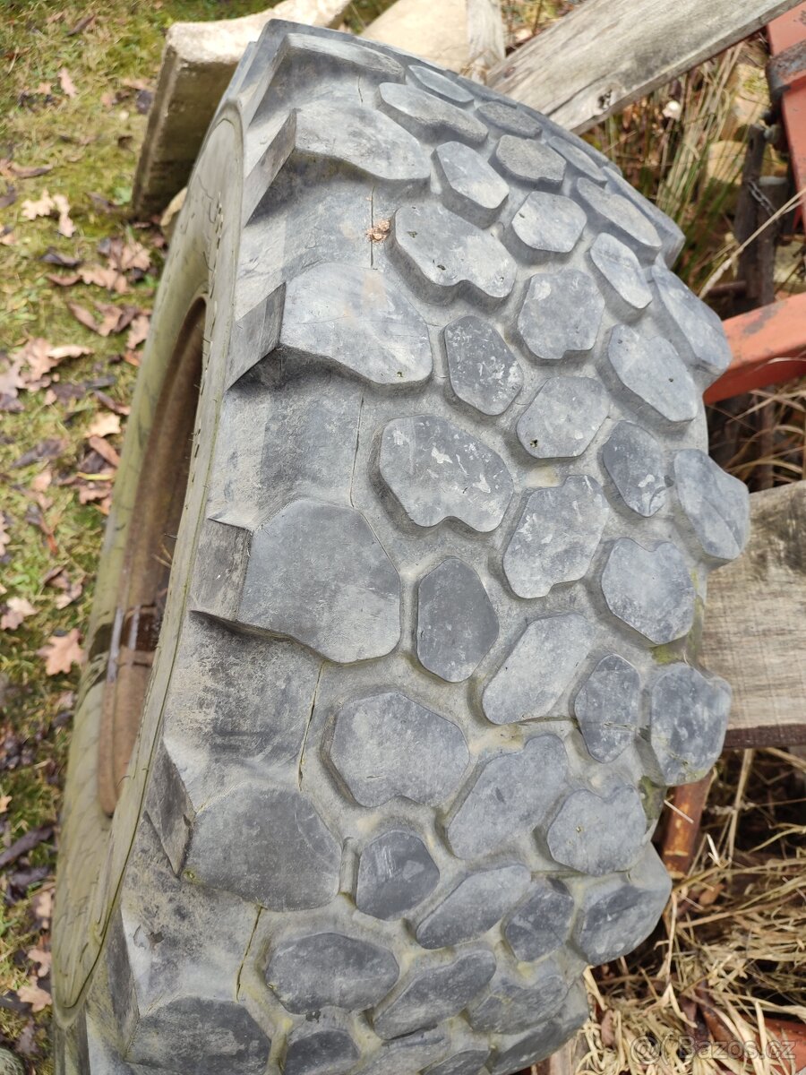 Pneu Michelin XZL 365/85 R20 - 7