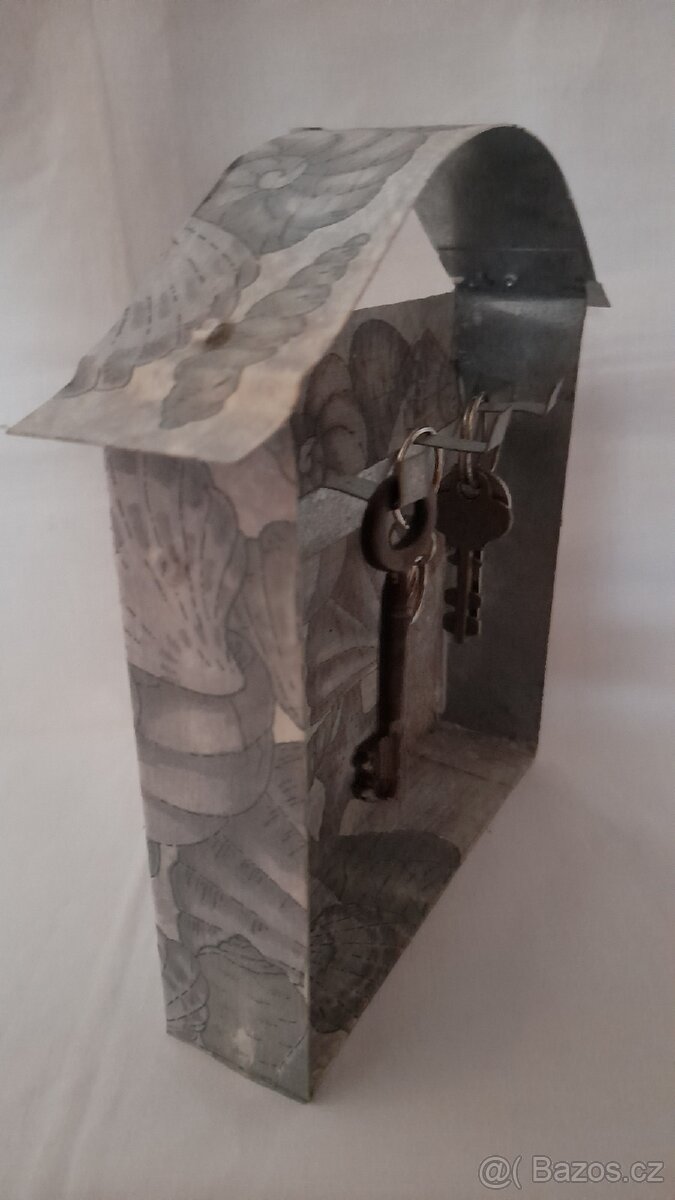 Věšák na klíče - 7