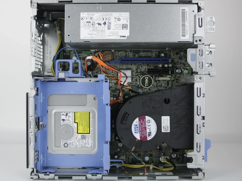 DELL 7070 - i7 8700, 32GB RAM, 512GB NVMe SSD, OS, ZÁRUKA - 7