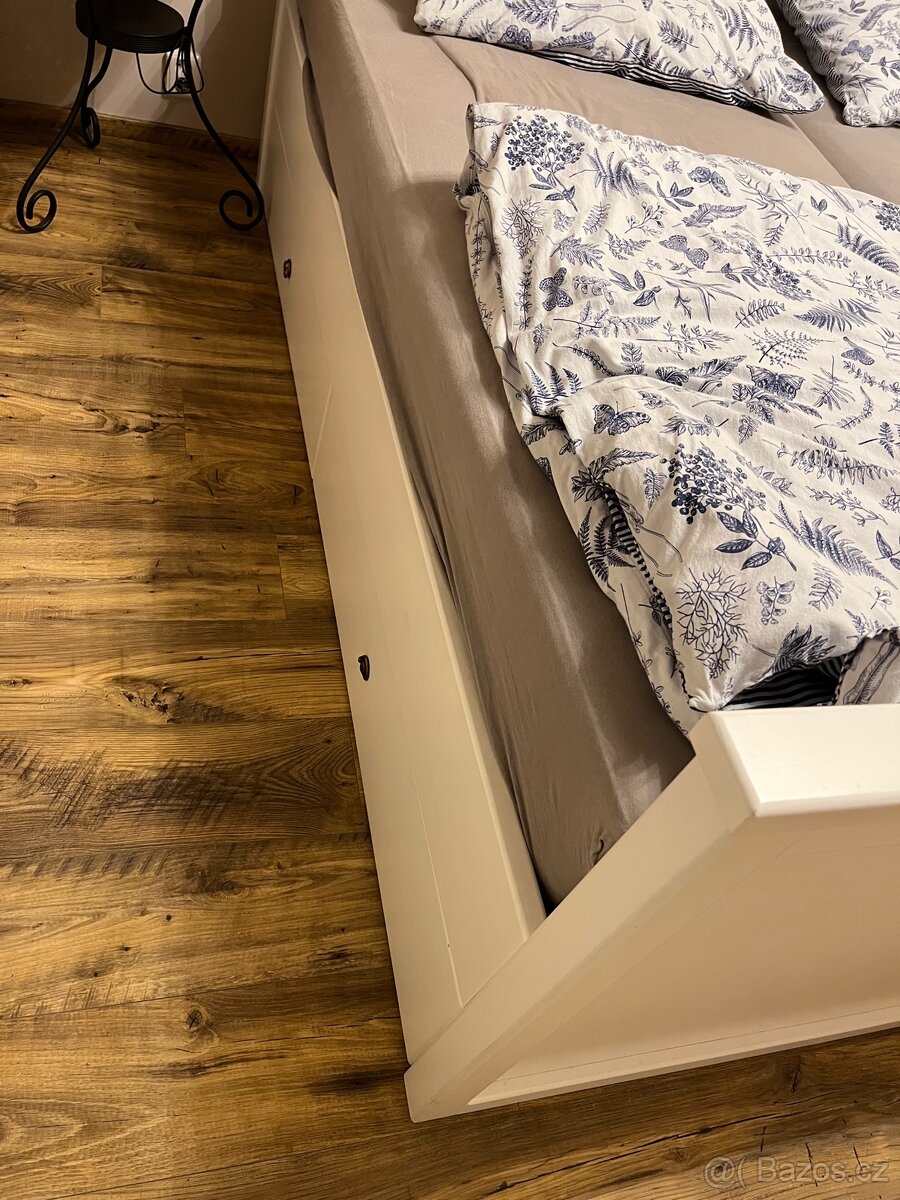 Postel 180/200 masiv bílá s šuplíky - 7
