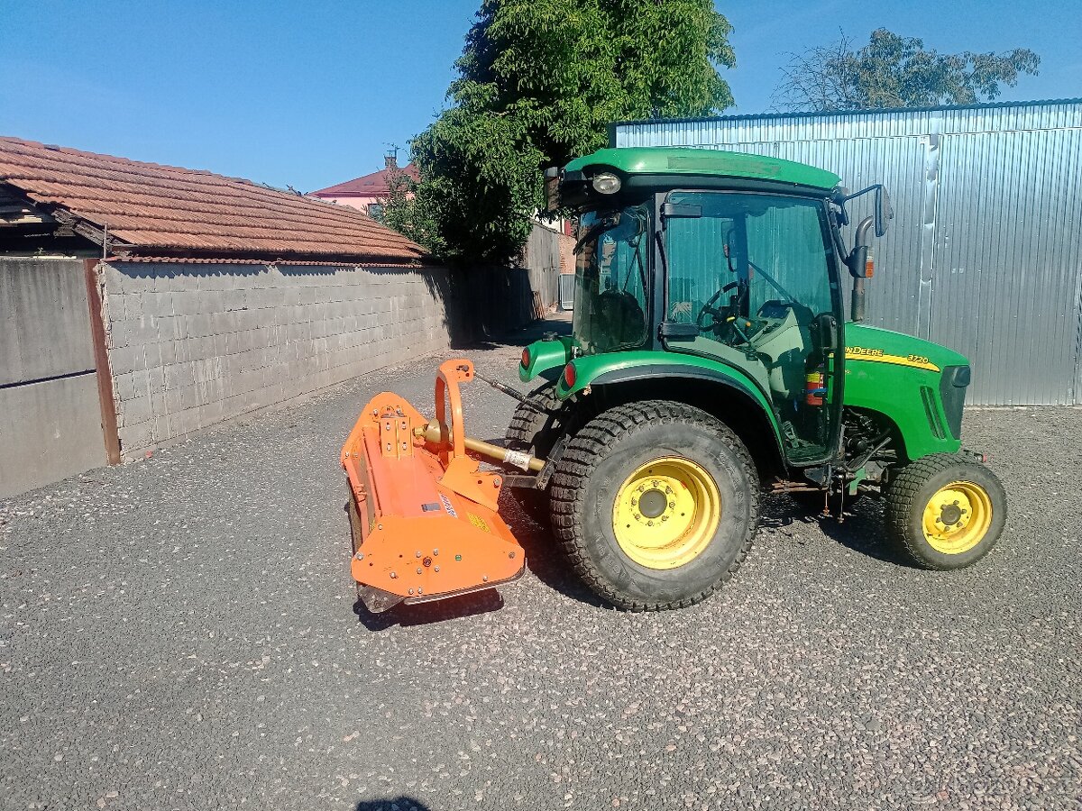 John Deere 3720 - 7