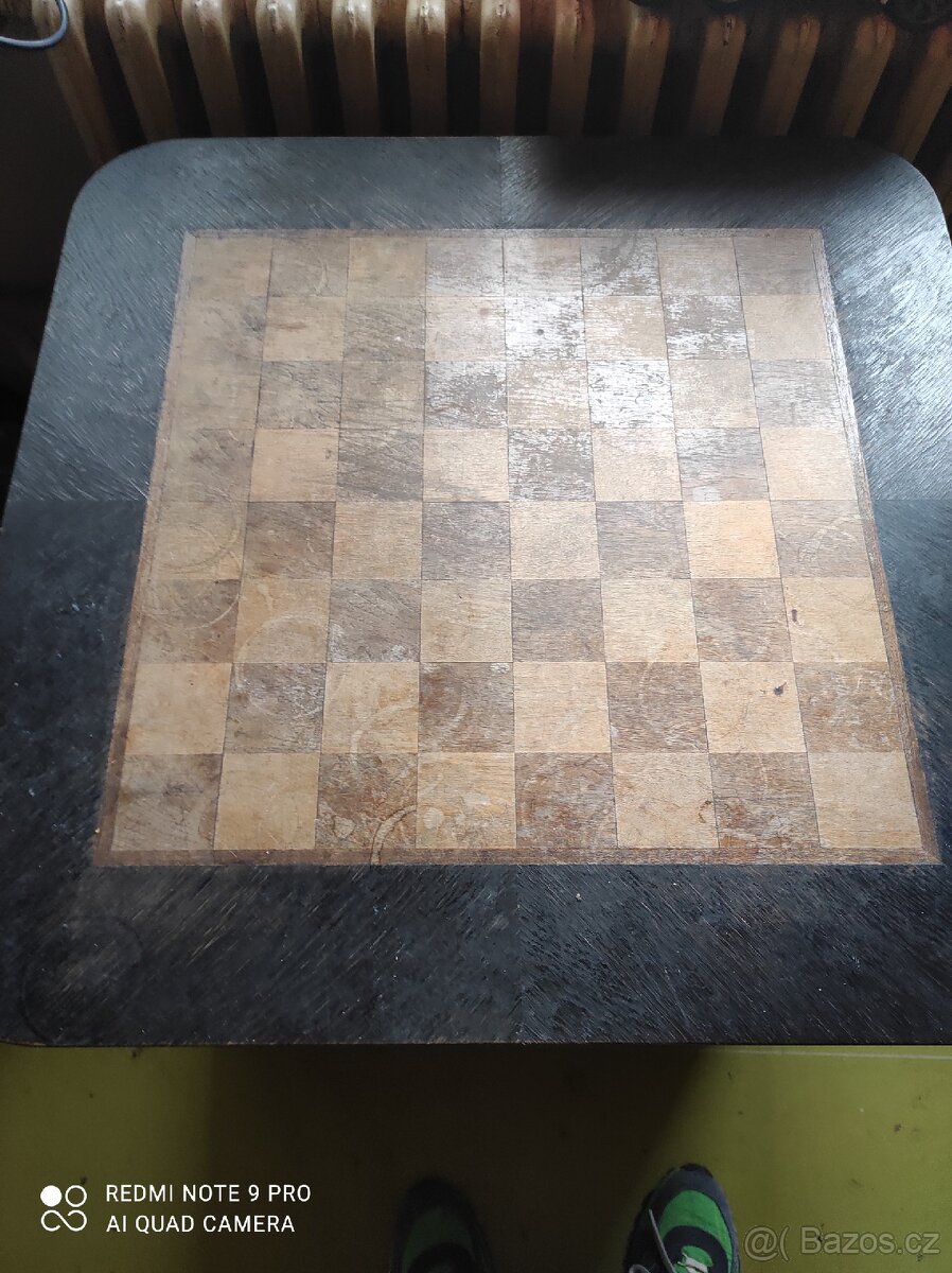 Šachový stolek intarzovaný - 7