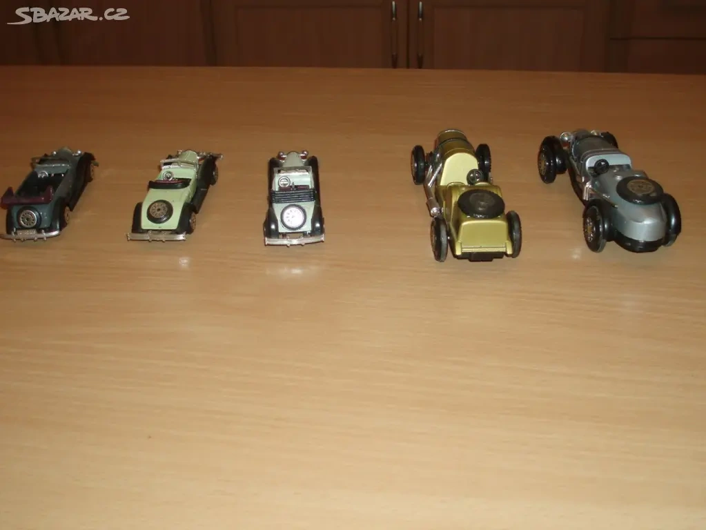 Angličáky,autíčka 5 kusů veterání viz foto - cena za celek - 7