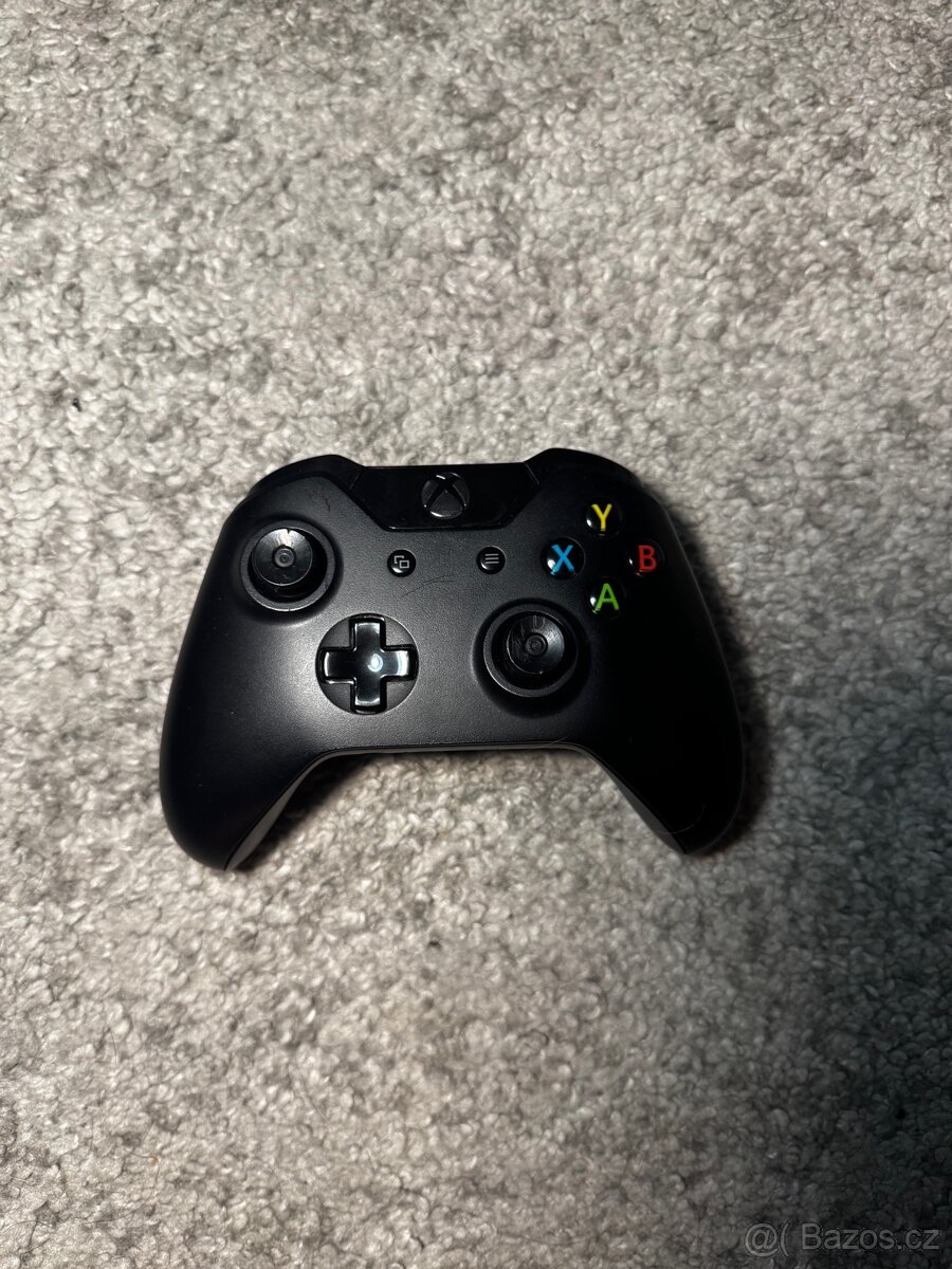 Xbox one + 6her + ovladač - 7