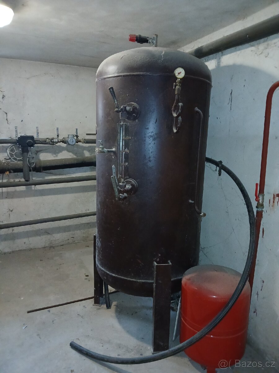 Vzdušník, kotel. - 7