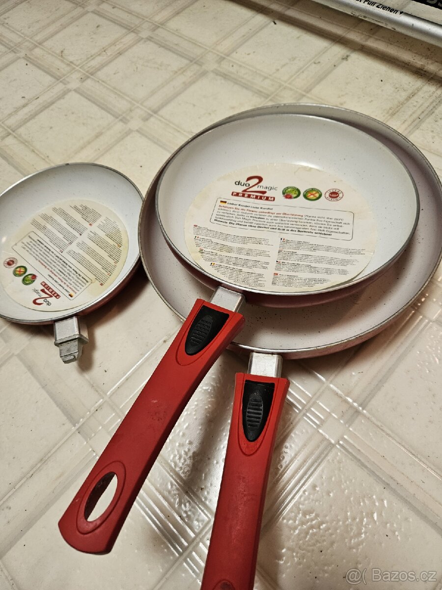 Sada pánví s oddělitelnými držadly - 7