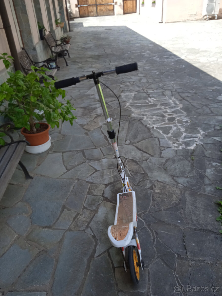 koloběžka sportovní - 7