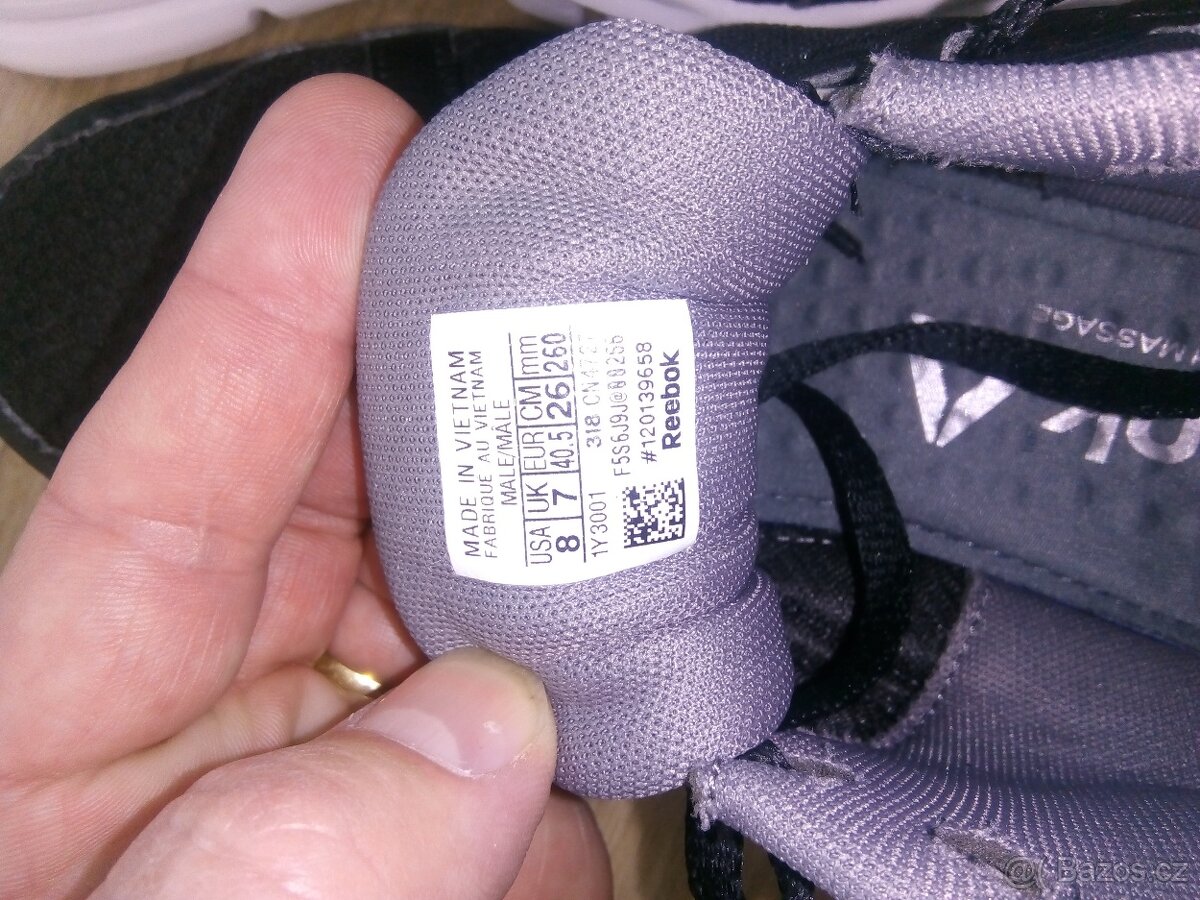 Reebok - 7