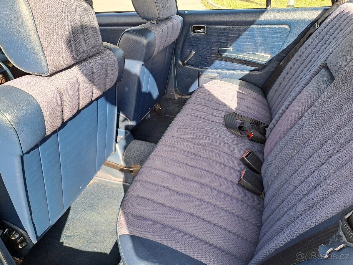 Mercedes- benz 123 - 7