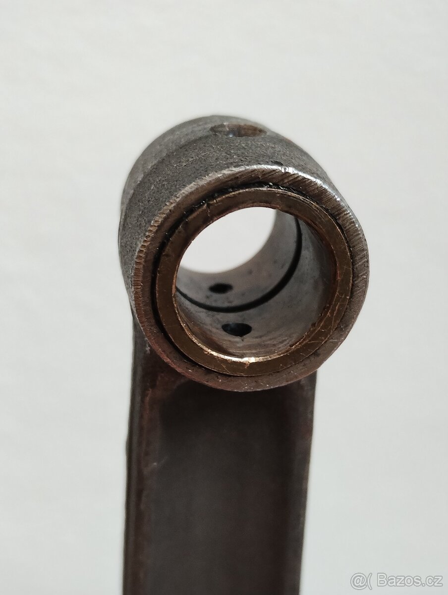 Prodám klikovku po GO na motocykl jawa pérák 250 - 7