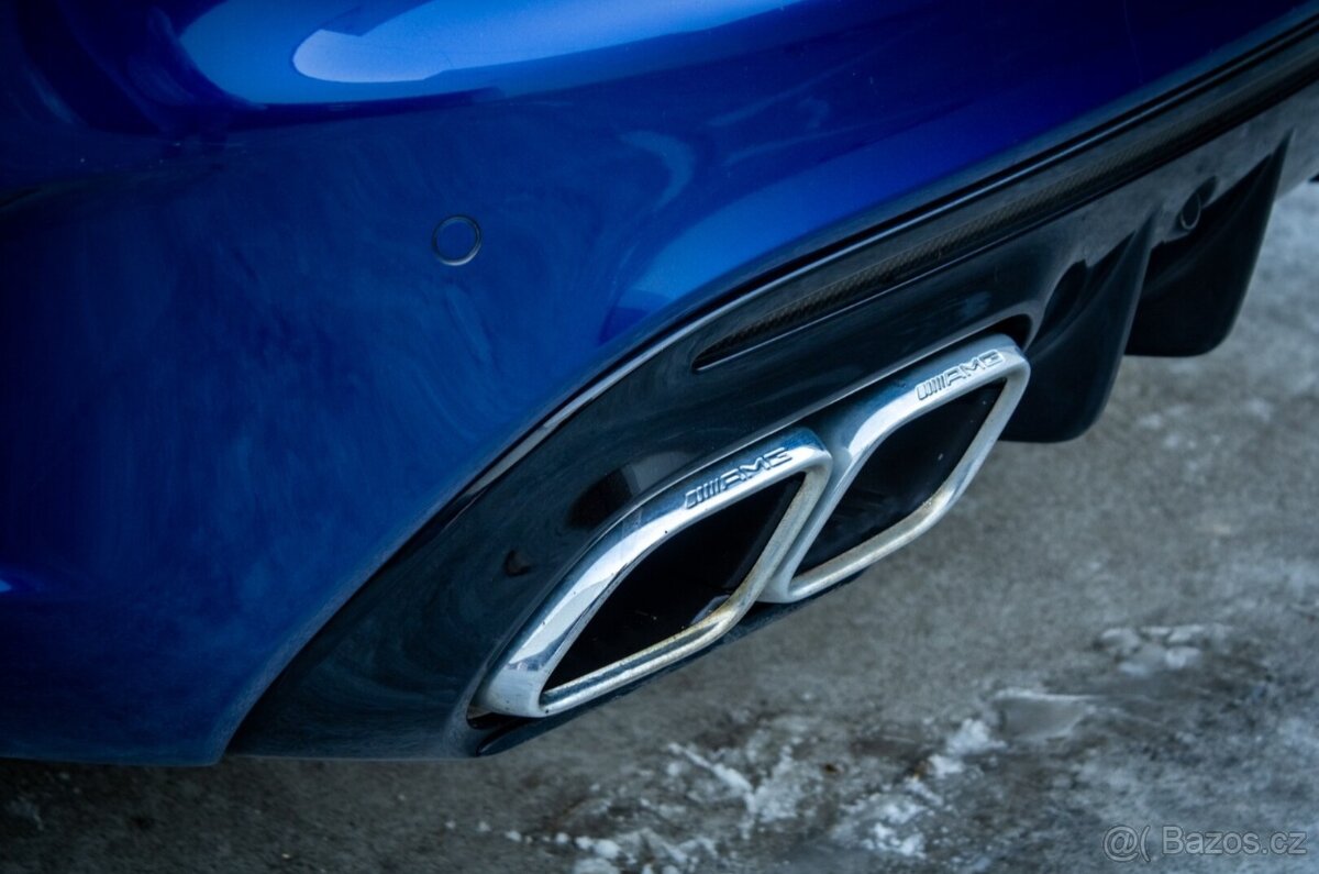 Mercedes Benz C63 AMG w205 - TOP stav - 7