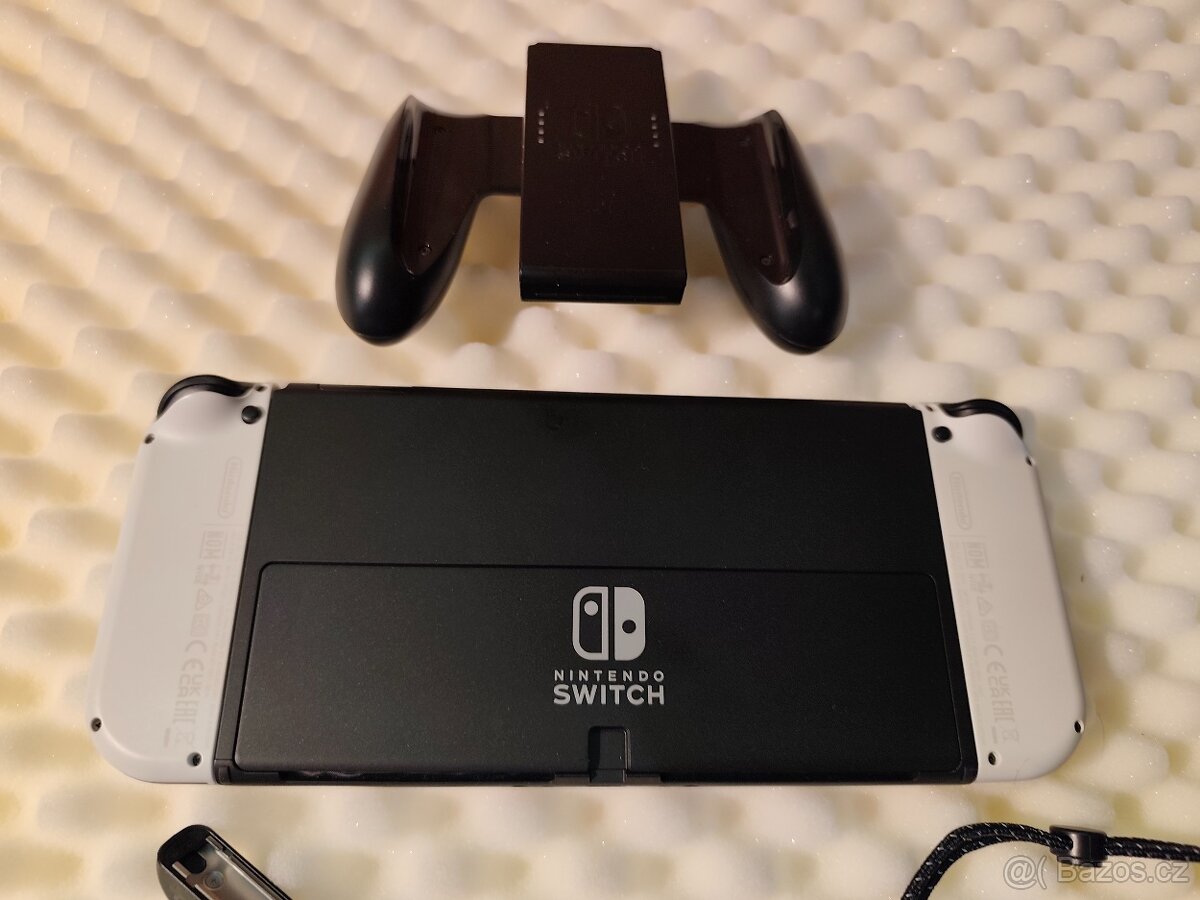 Nintendo Switch OLED + hry - 7
