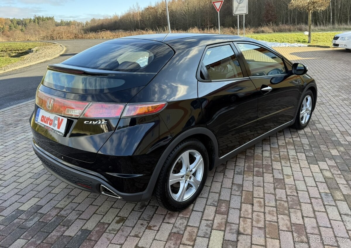 HONDA CIVIC VIII 1.8 i-VTEC 103kW AUTOMAT-12/2006-116.120KM- - 7