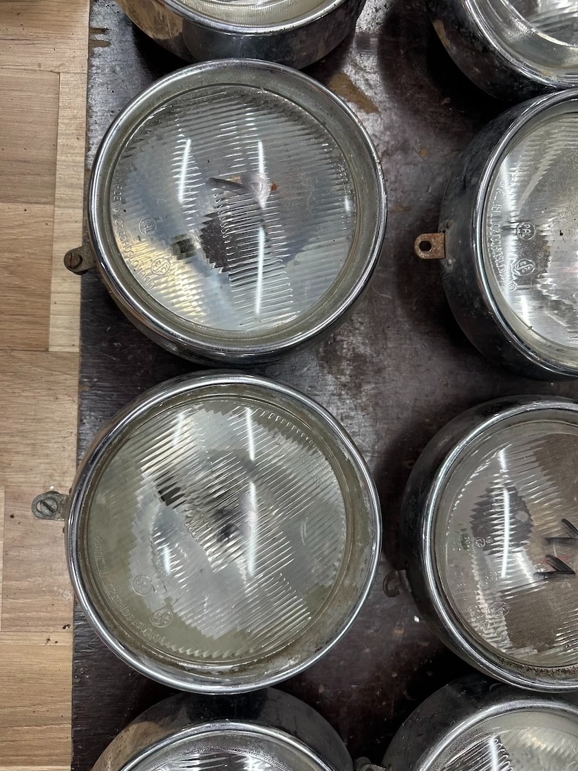 Predám predné svetlo JAWA 250 350 panelka ČZ 175 - 7