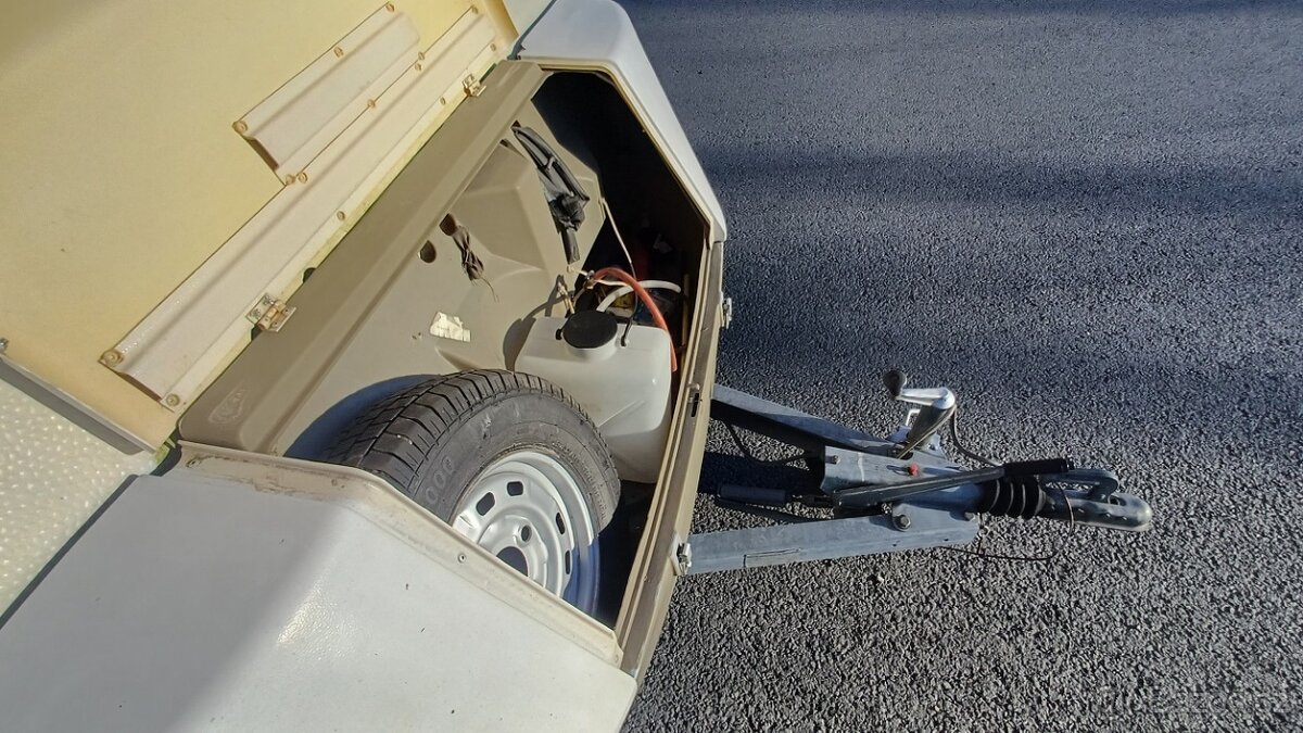 Karavan Caravelair Bamba 395 + předstan + 100km/h - 7