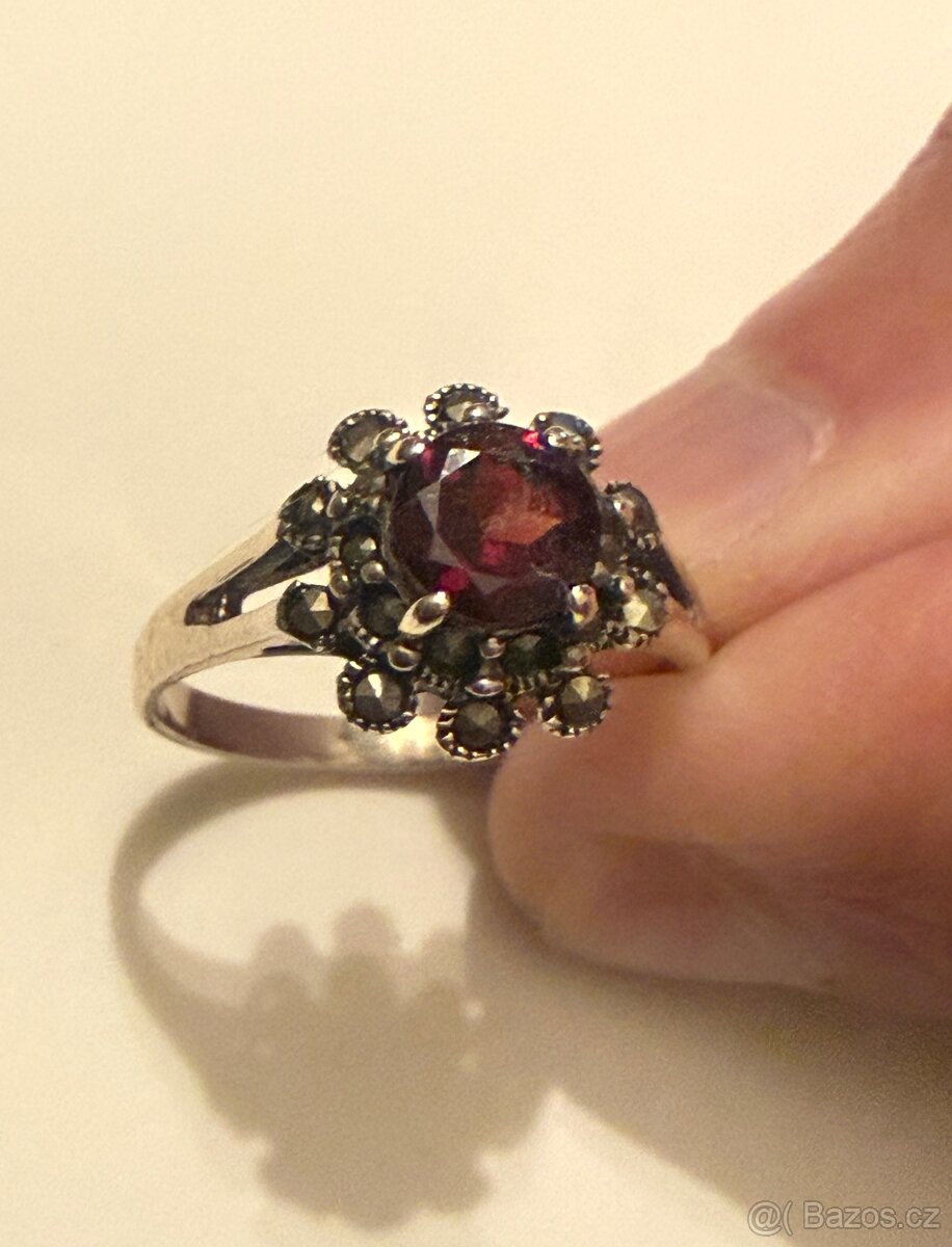 Stříbrný prsten přírodní granát, markazity - 7