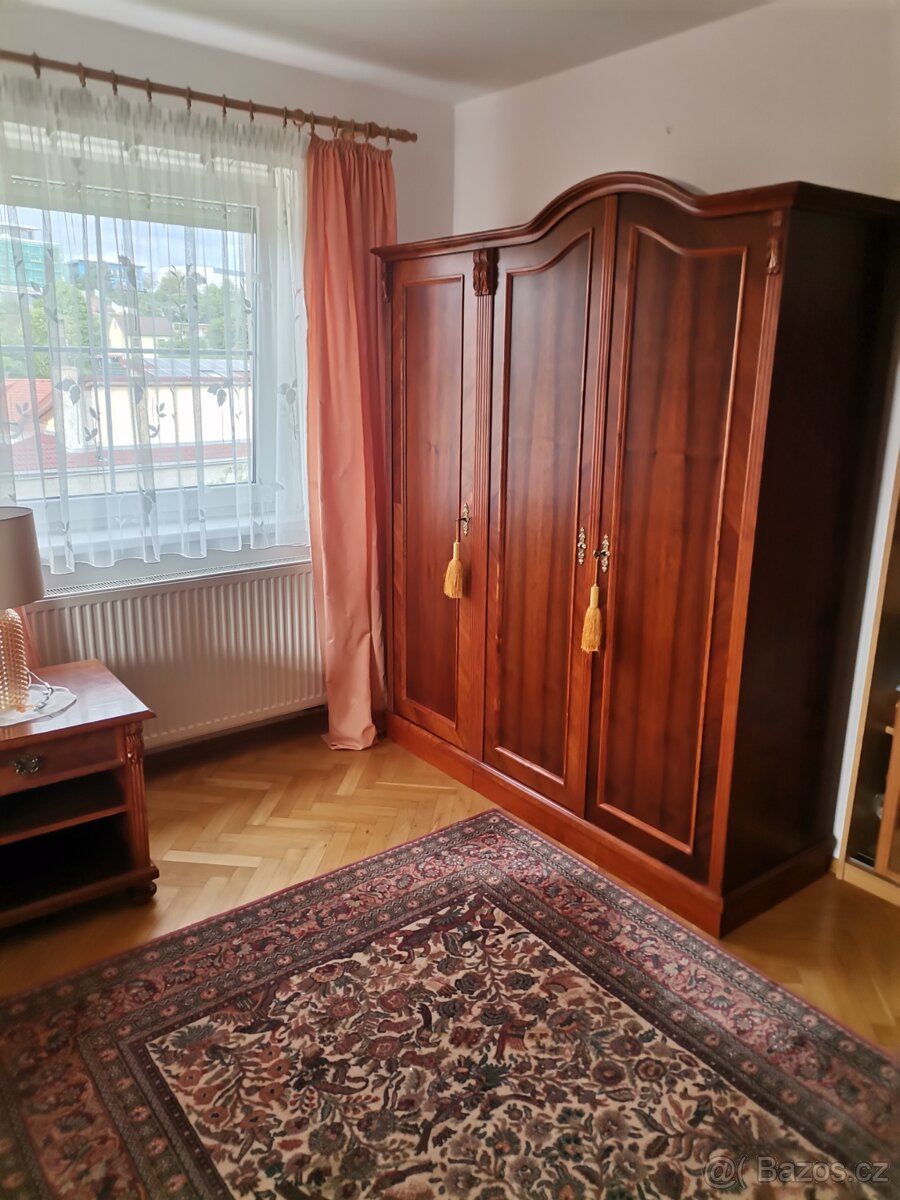 KOMPLETNÍ ŠTÝLOVÁ LOŽNICE - 7