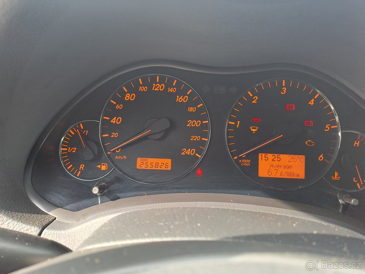 Toyota Avensis 2.0 D4D 93 kw - 7