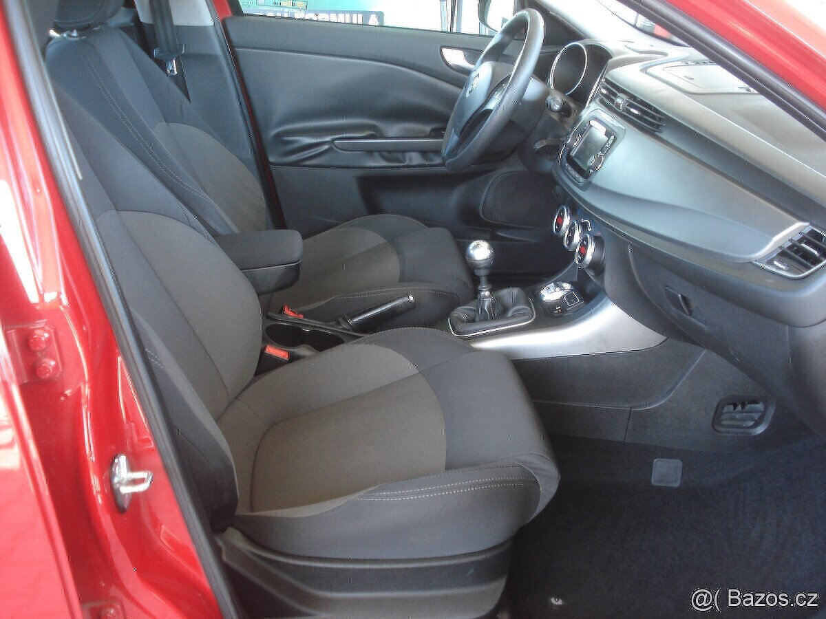 Alfa Romeo Giulietta 1.6 JTD 88KW - 7