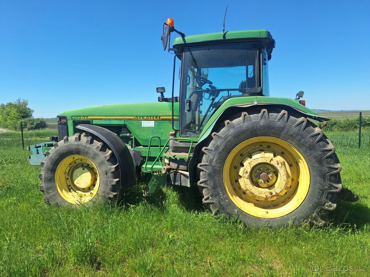 JOHN DEERE 8200 4X4 - 7