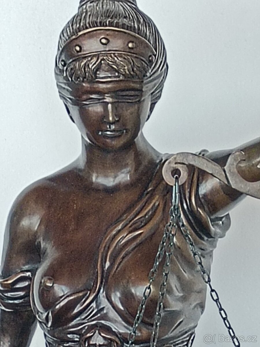 Monumentální bronzová socha Justice - 7