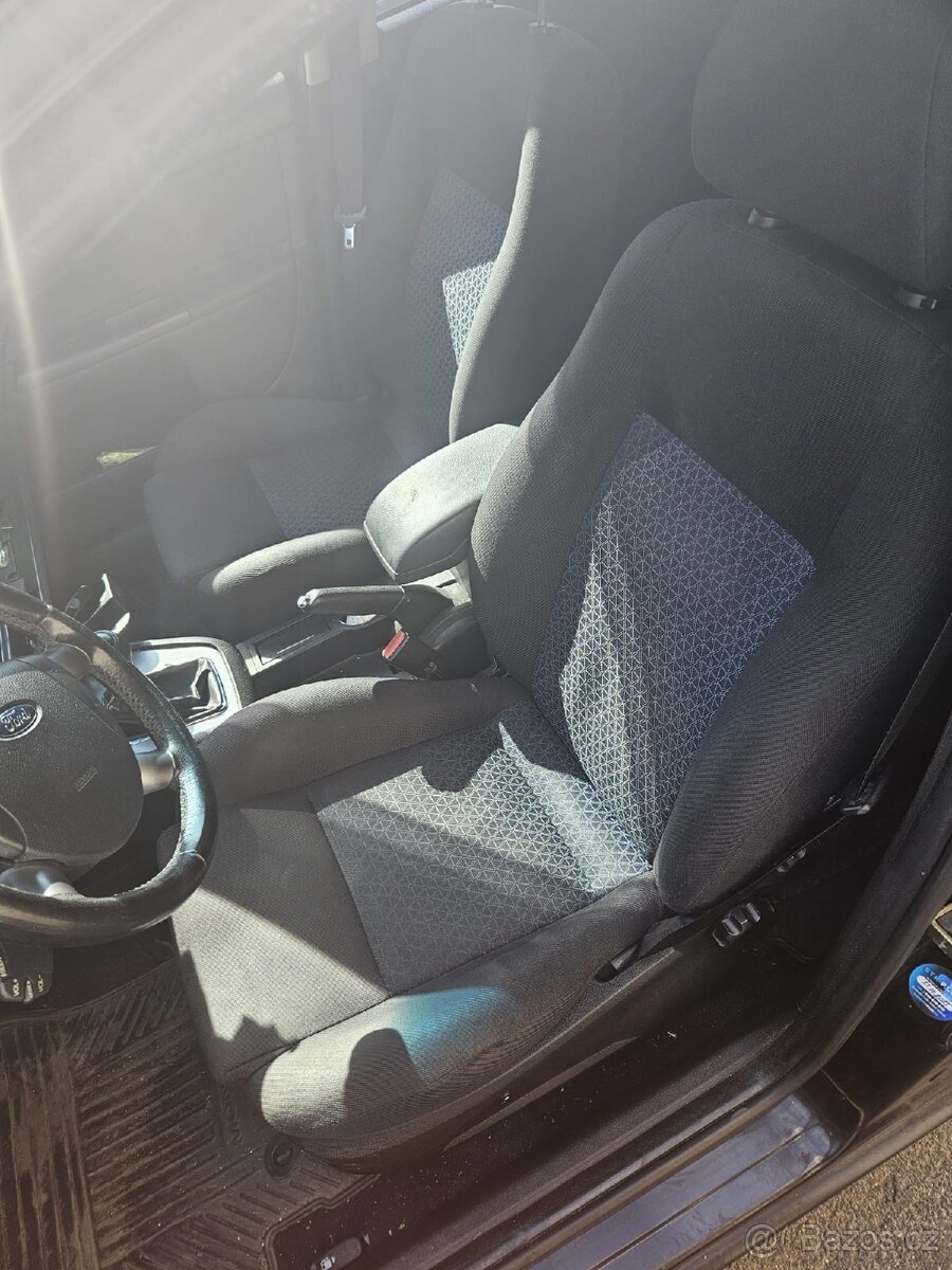 Ford Mondeo 1.8 sci + alu 17" - 7