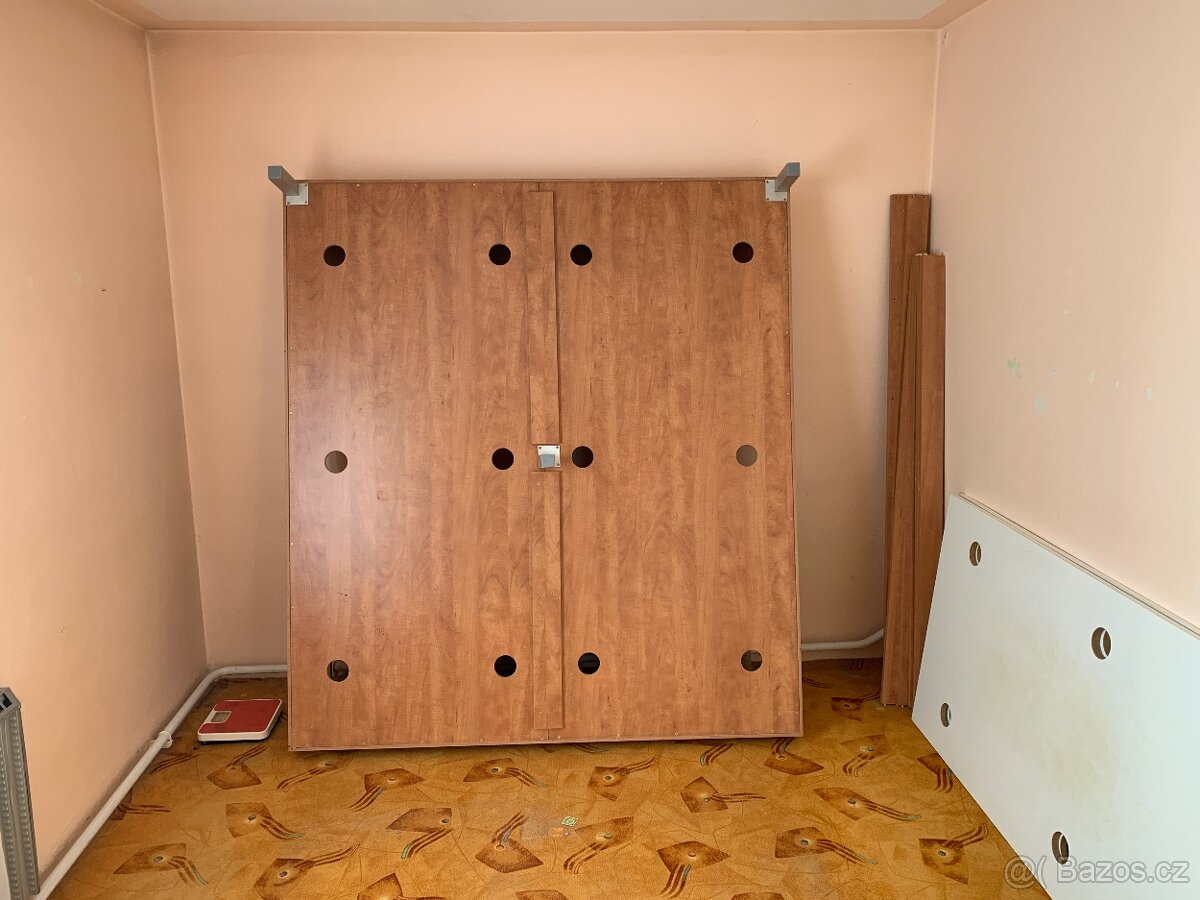 Manželská postel + TV stolek (zakázková výroba) - 7