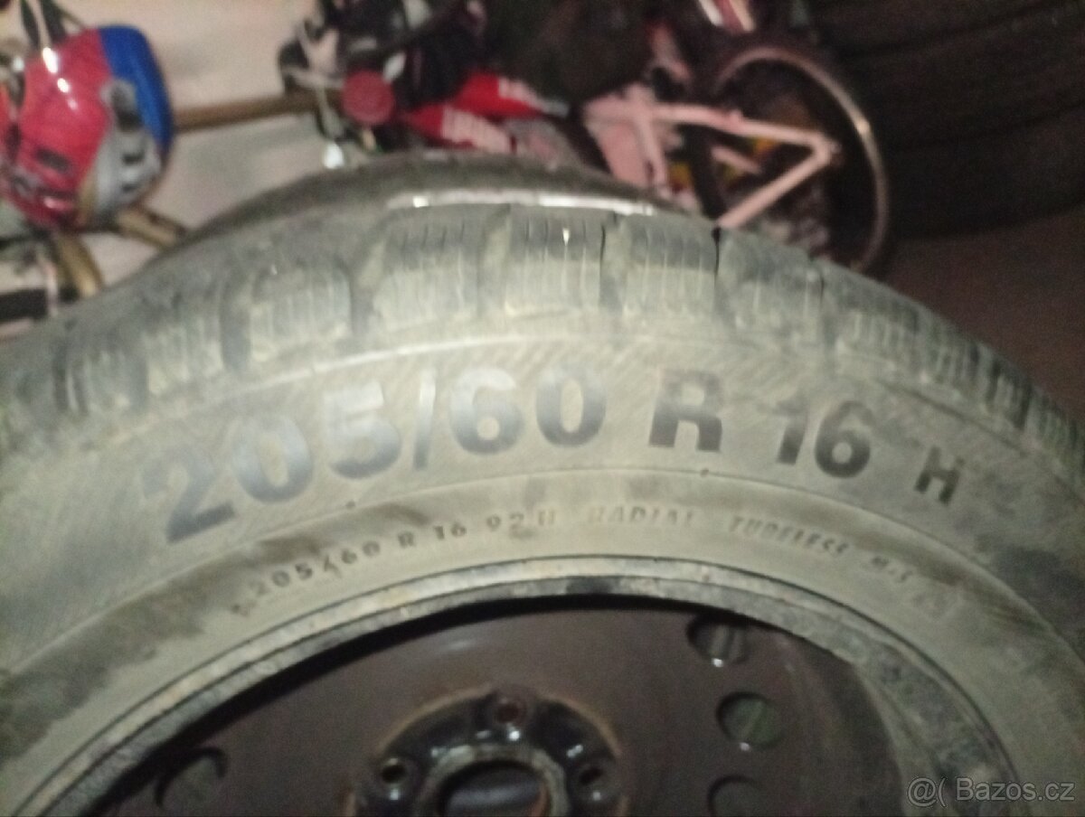Prodáme zimní gumy s disky 205/60 R16 - 7