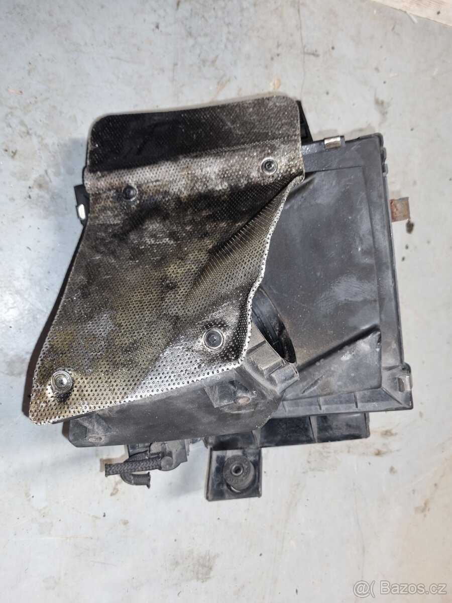 Filtrbox pro Volkswagen Passat B5,5 - 7