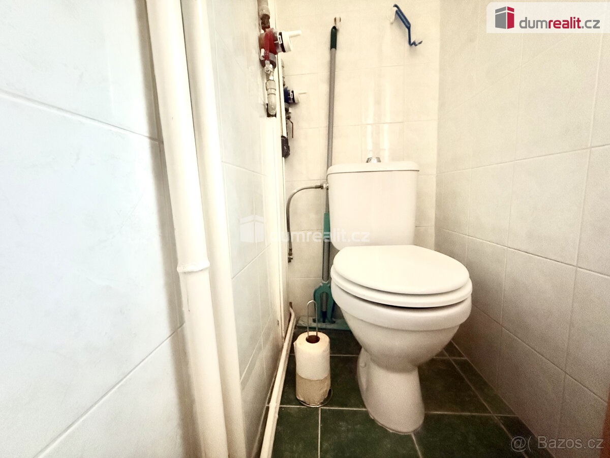 Pronájem zrekonstruovaného bytu - 7