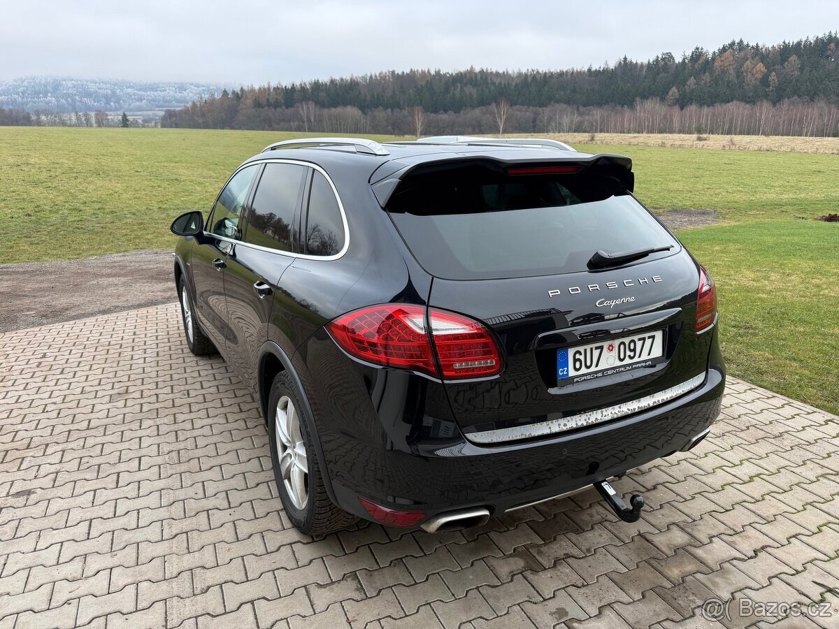 Porsche Cayenne 3.0 TDi 180kw rok- 2011 DPH - 7