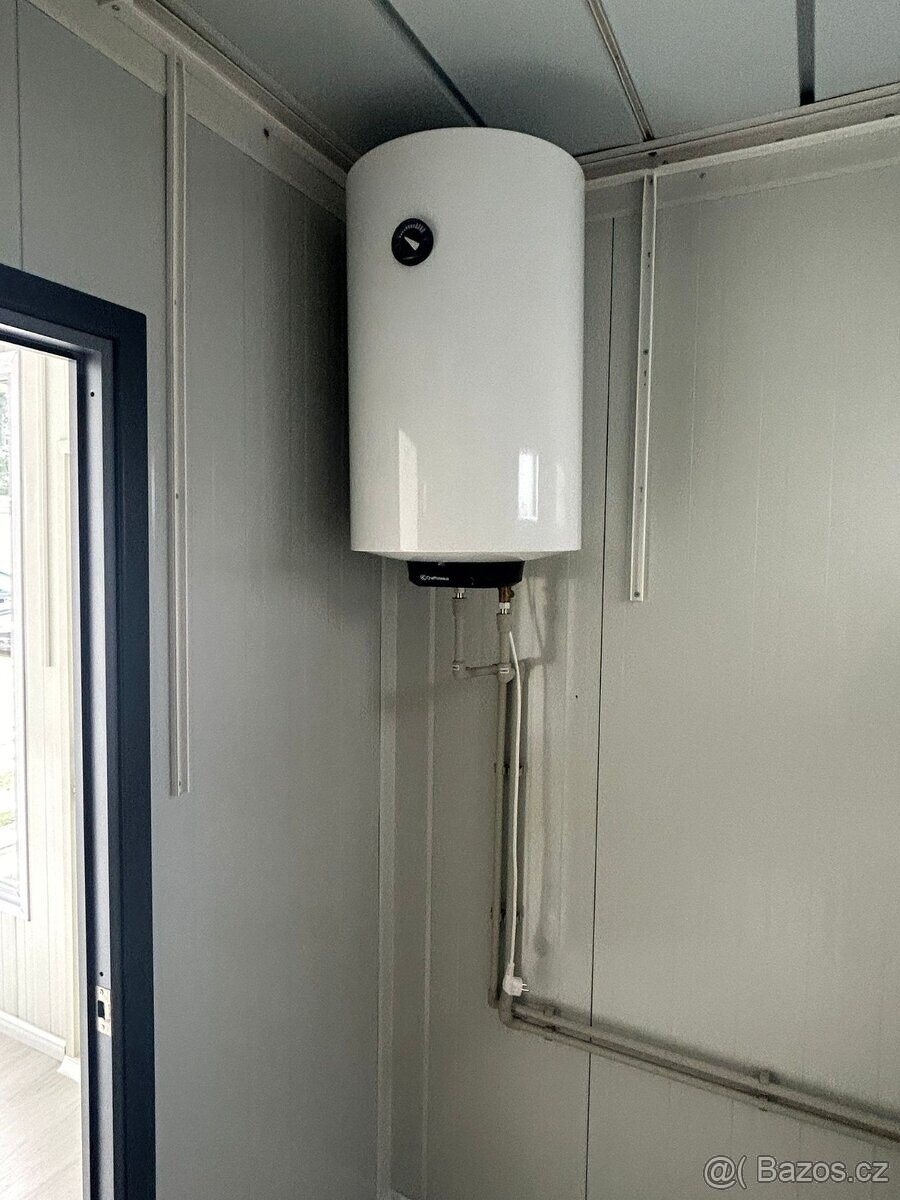 Sanitární kontejner PMP o rozměru 3 x 6 m - 7