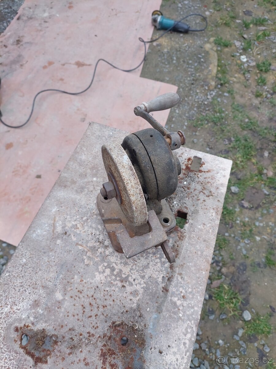 Rúzné staré věci. - 7