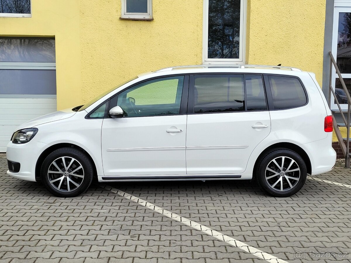 Volkswagen Touran, 1,4 DSG Highline, nové ROZVODY - 7