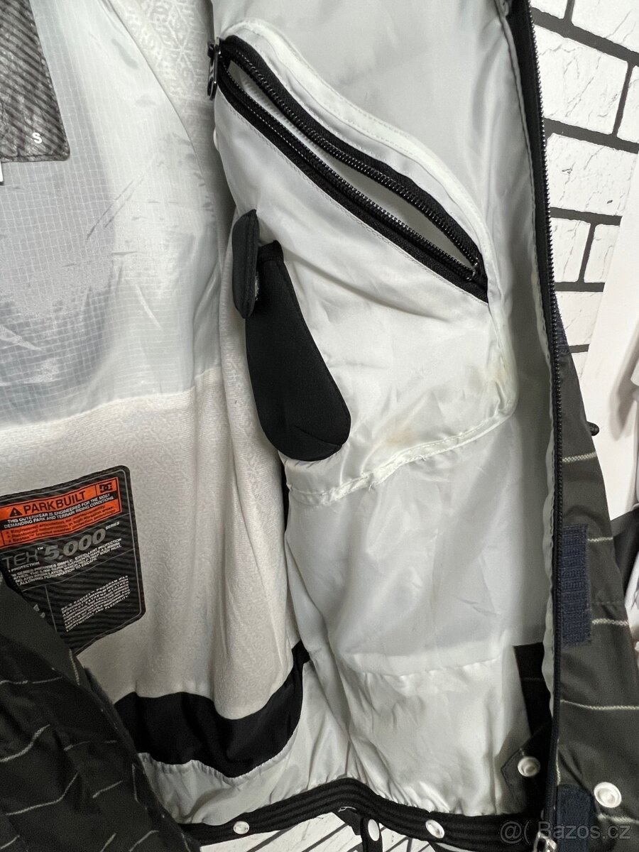 ÚŽASNÁ dámská lyžařská BUNDA DC za SUPER CENU - 7