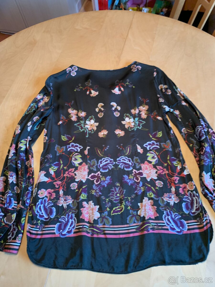 halenka zn. Massimo Dutti- vel. 36 - 7