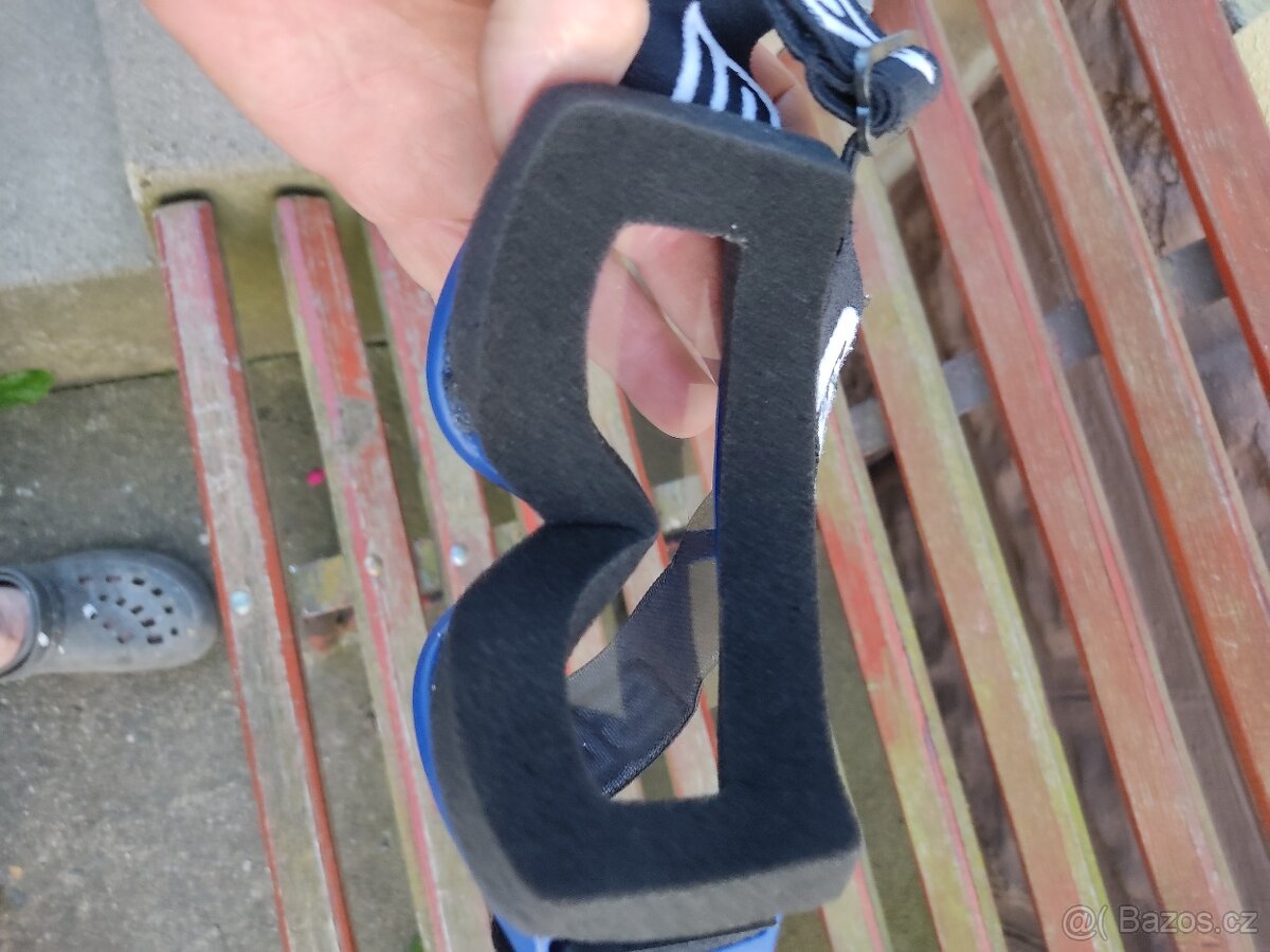 Dětská moto rosová helma, kalhoty a brýle. - 7